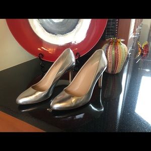 Gorgeous J. Crew silver pumps. Elegant & comfy too
